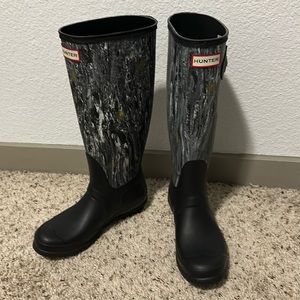 Hunter rain boots, size US 7 women’s.